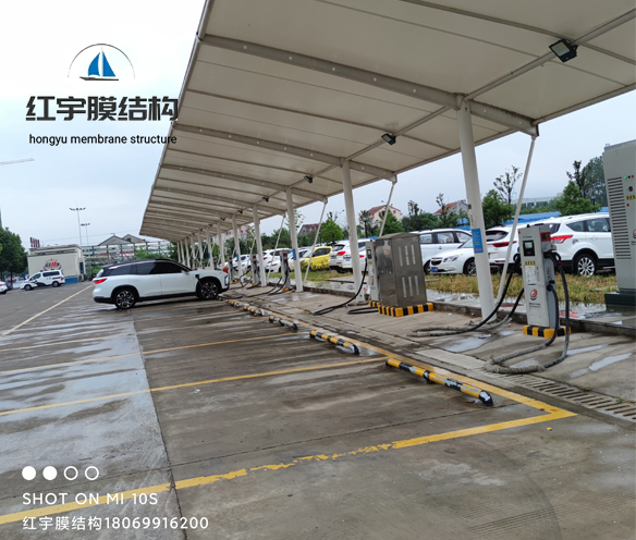 公交車充電樁雨棚